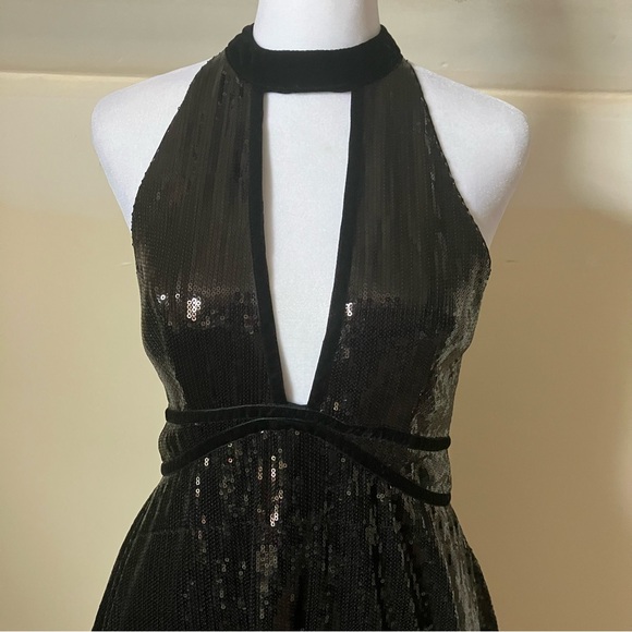 Free People Film Noir Black Sequin Halter Mini Dress size 2 - Picture 3 of 8